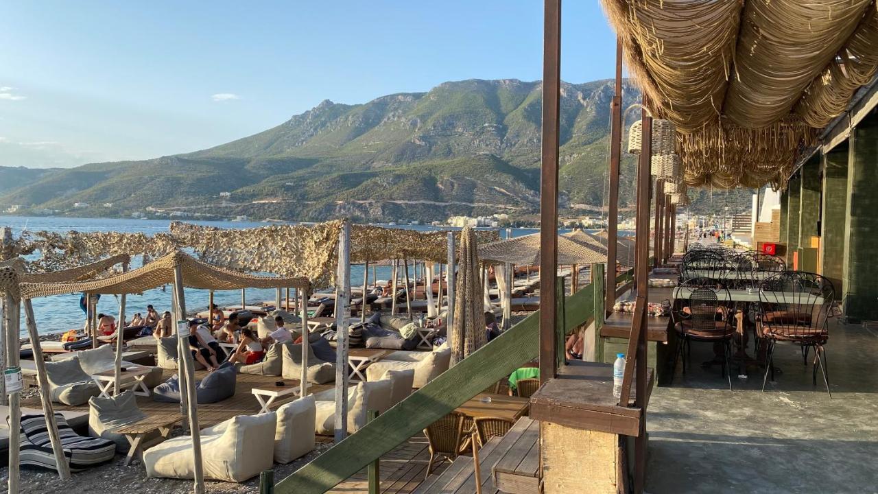 Loutraki Beach & Casino Condo Екстериор снимка
