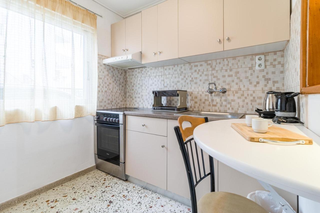 Loutraki Beach & Casino Condo Екстериор снимка