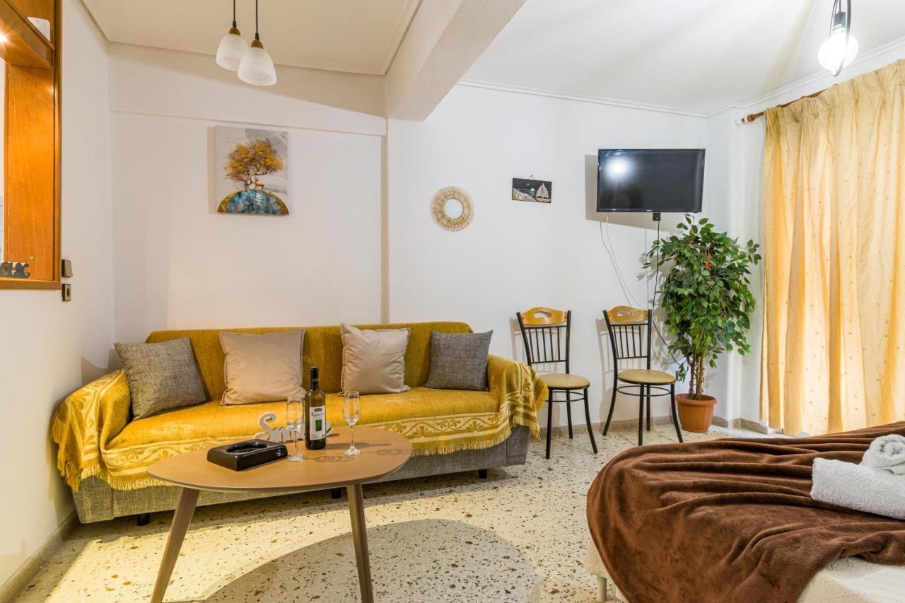 Loutraki Beach & Casino Condo Екстериор снимка